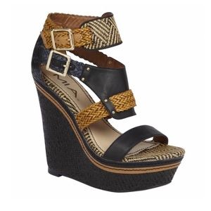 “MIA” Black & Tan wedge